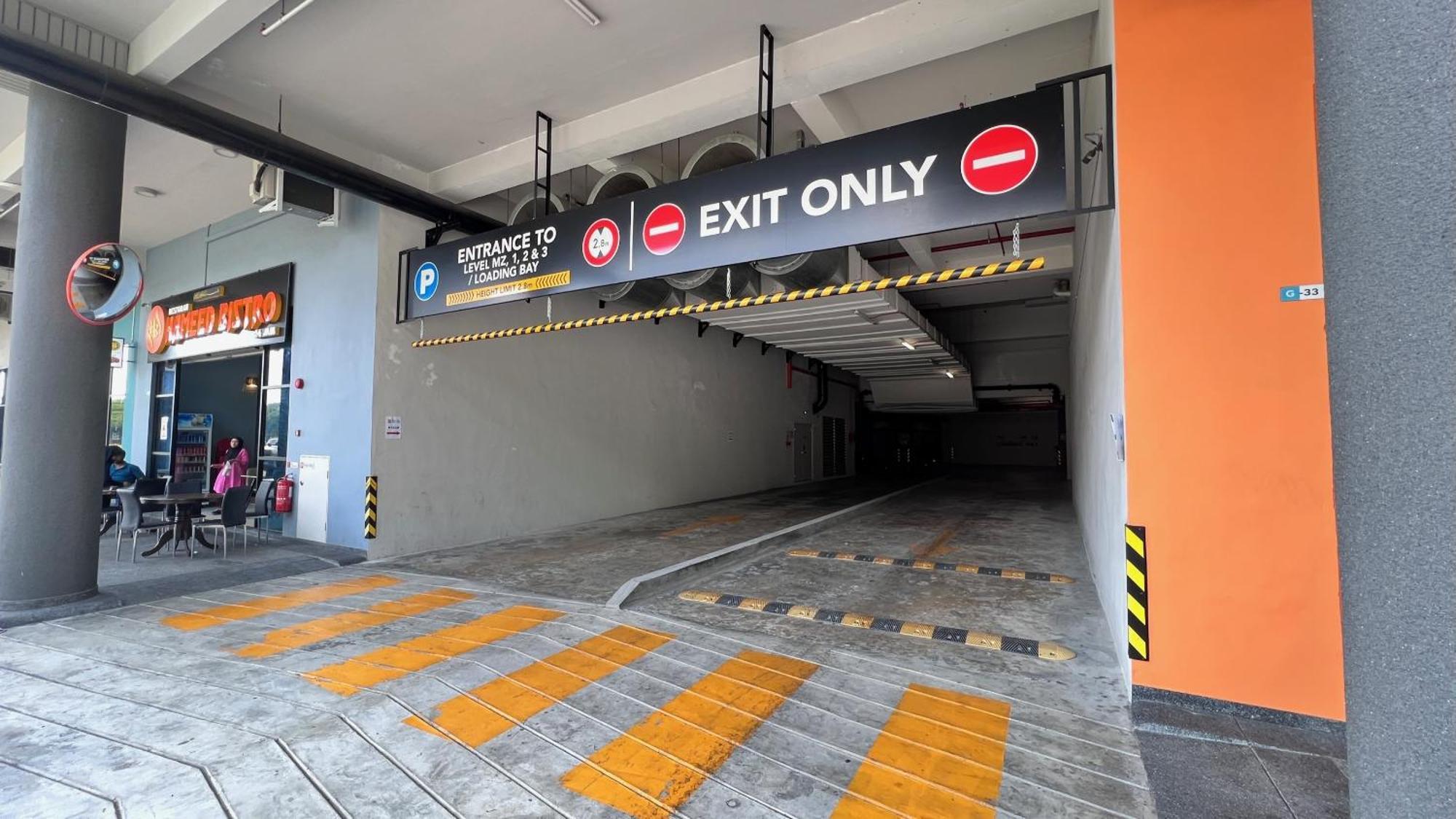 Jq Unity 2 High Floor Seaview Netflix 6pax Apartment Kota Kinabalu